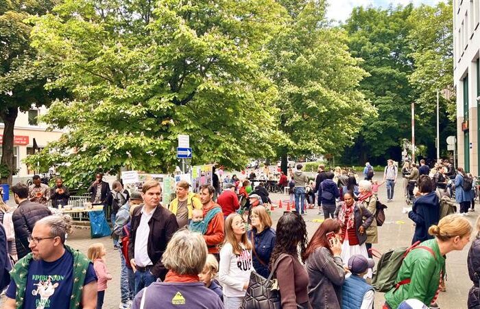 Impressionen der vielen Besucher auf dem Familienfest im Rahmen des Macke-Viertel-Fests.